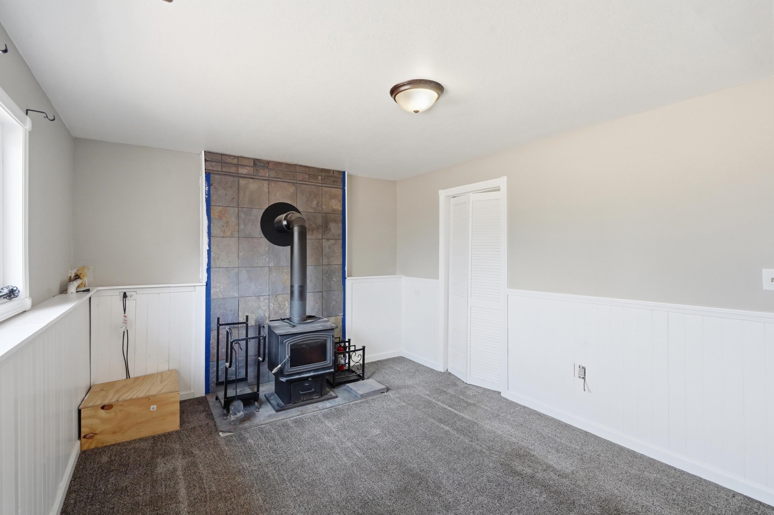 627 Fairmont Pl Property Photo 25