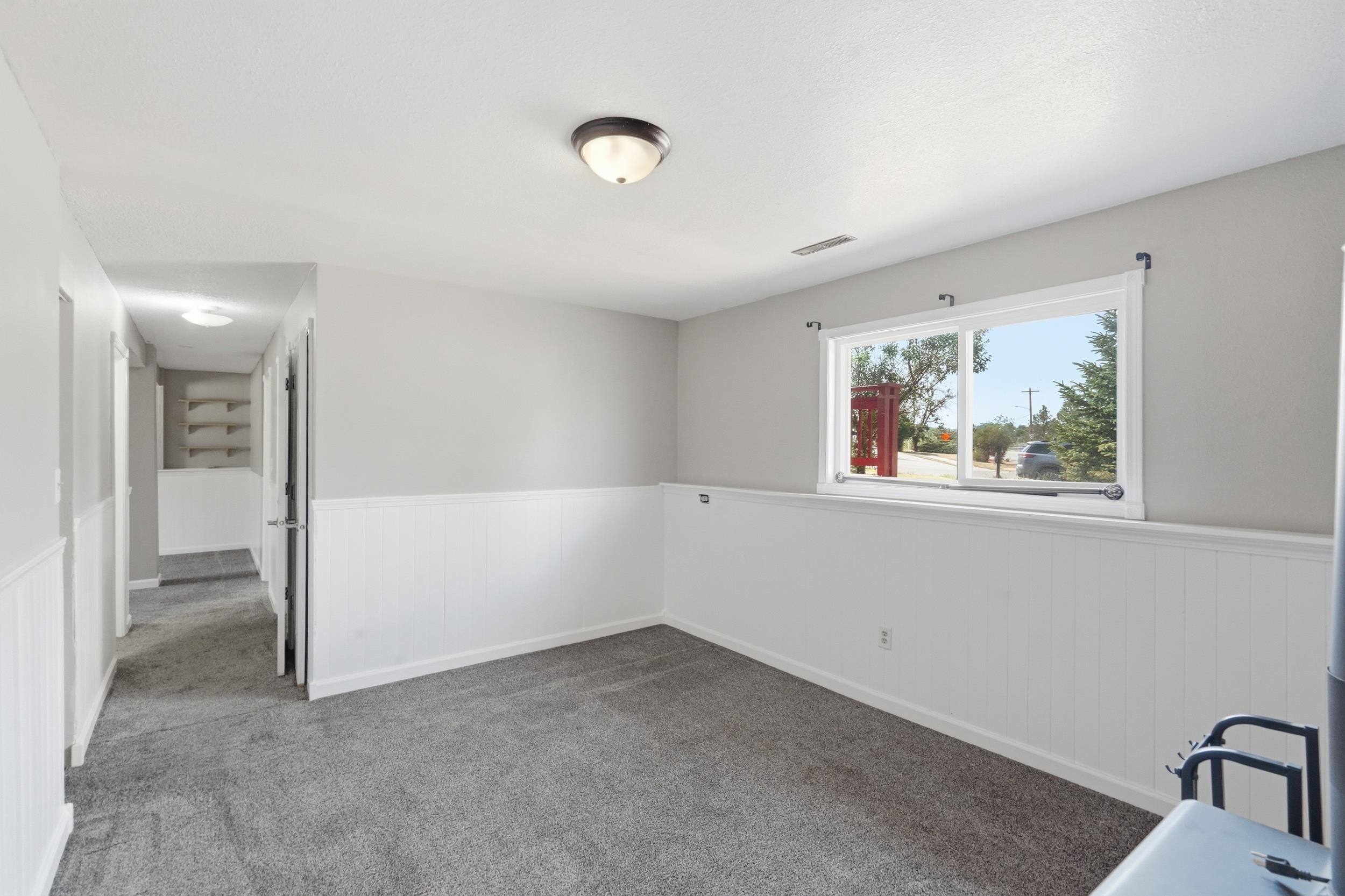 627 Fairmont Pl Property Photo 26