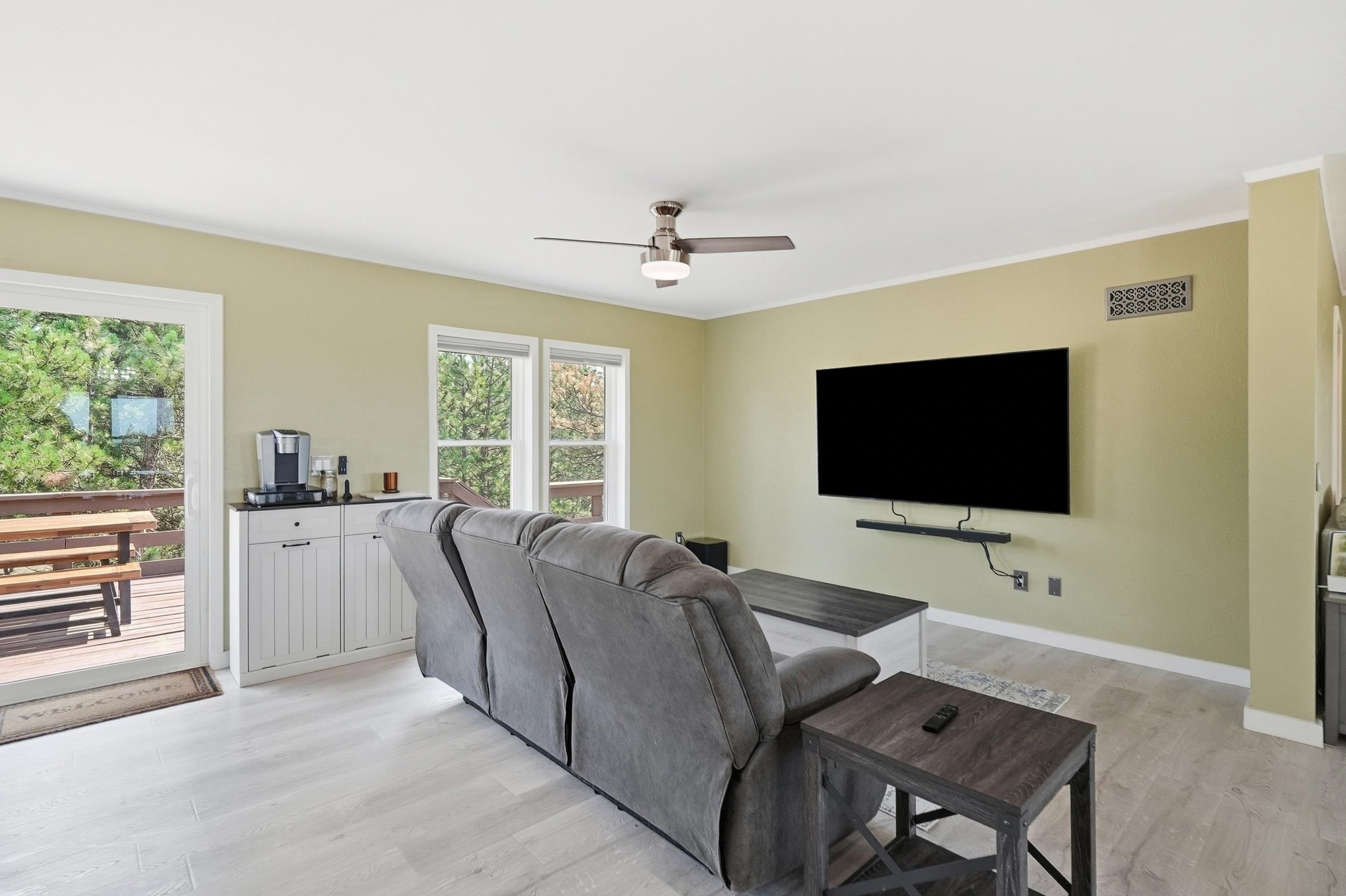 11863 W Argyle Road Property Photo 9