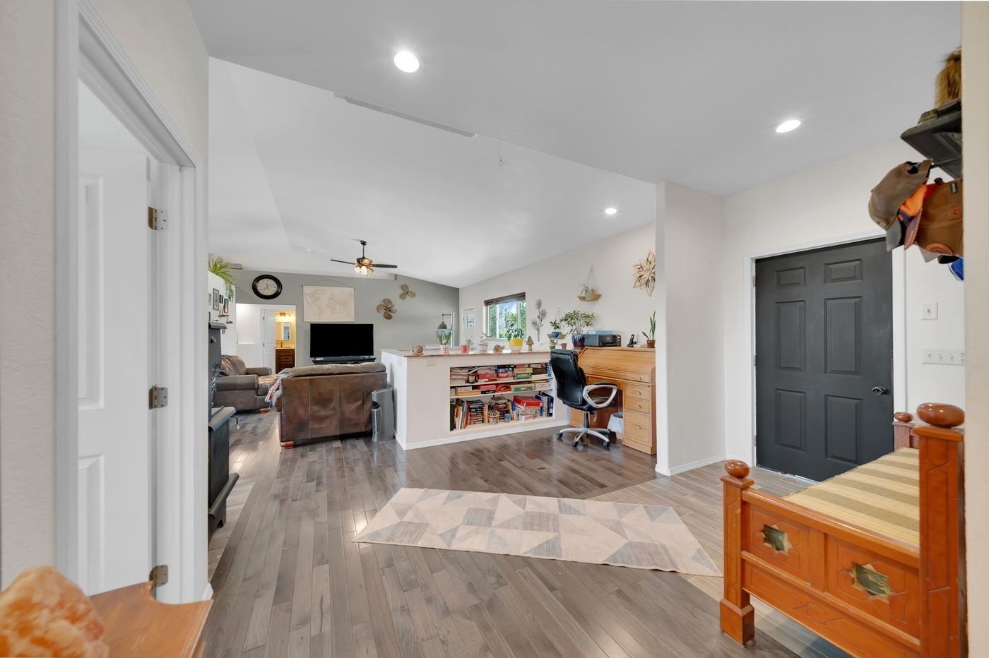 12076 Beardsley Drive Property Photo 11