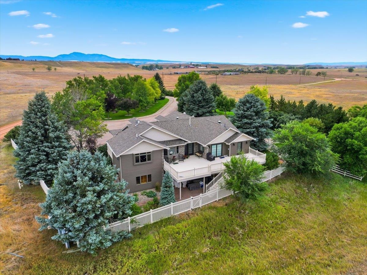 19424 Lower Redwater Road Property Photo 2