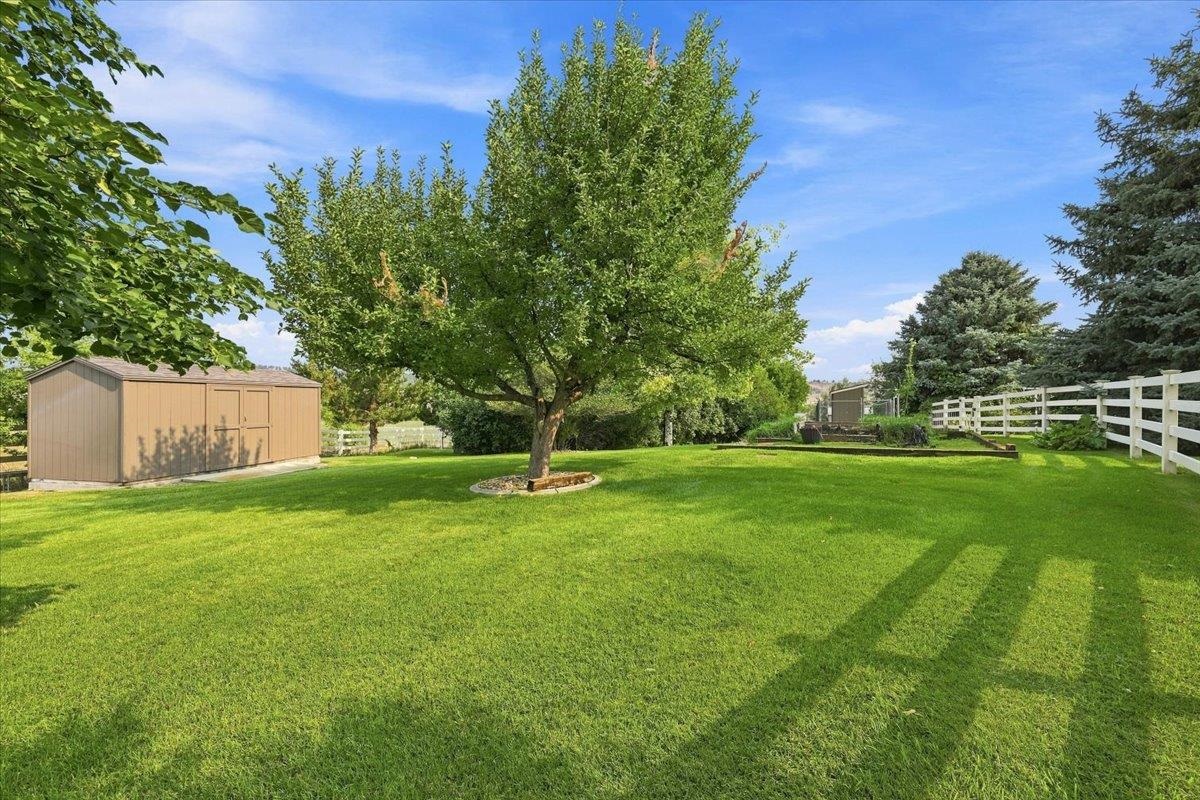 19424 Lower Redwater Road Property Photo 36