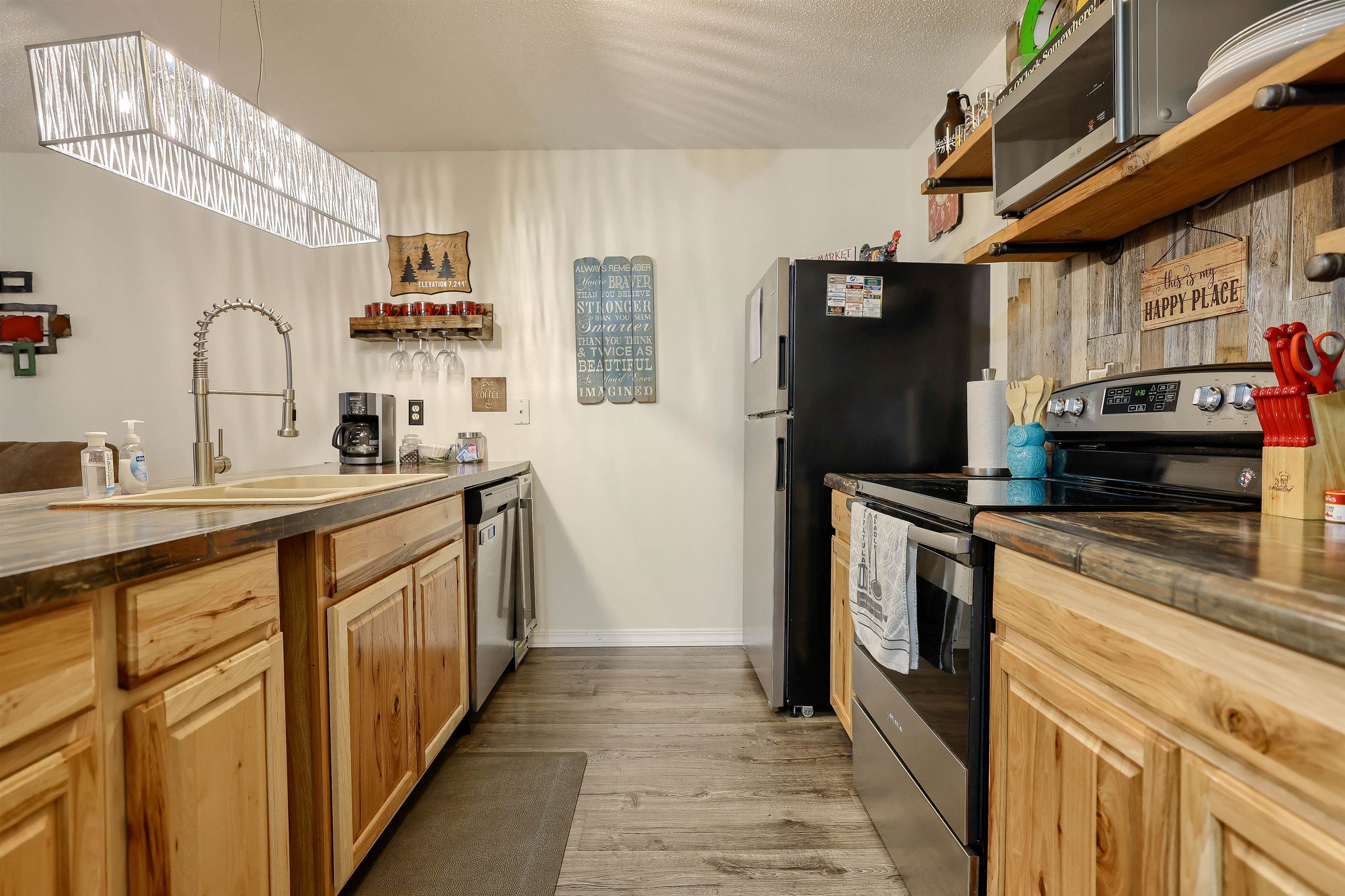 744 Prospect Avenue Property Photo 11