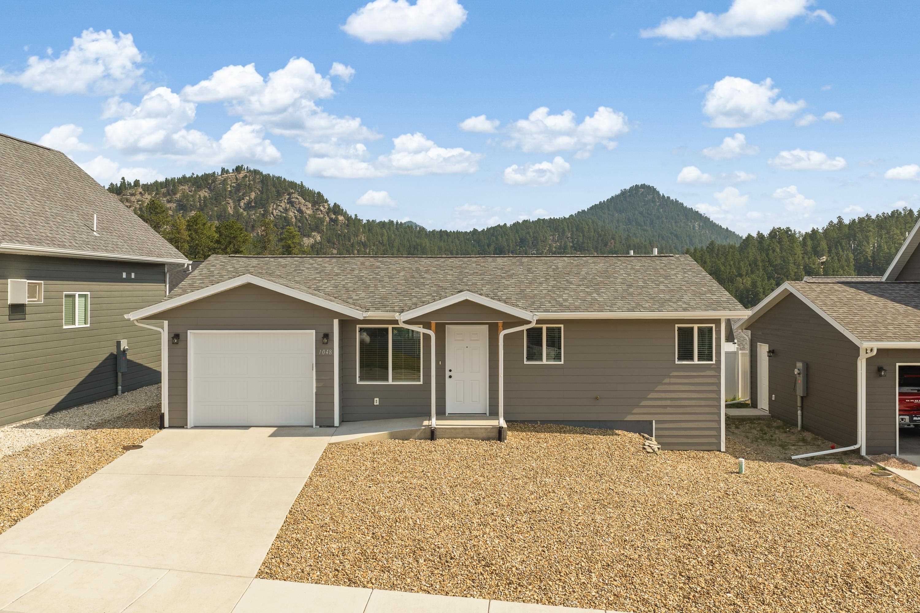 1048 Top O Hill Avenue Property Photo 15