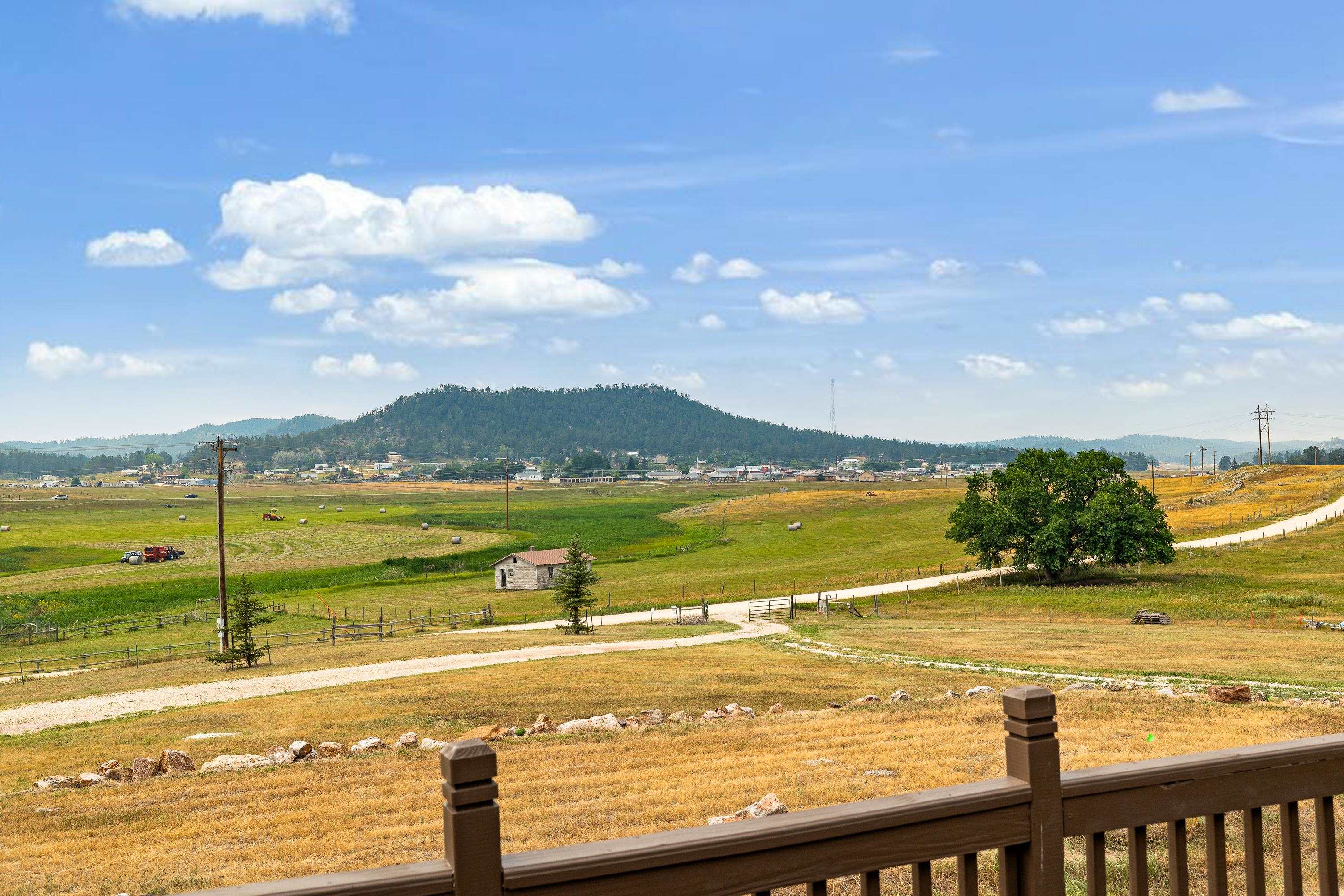26232 Shirttaill Canyon Rd Property Photo 5
