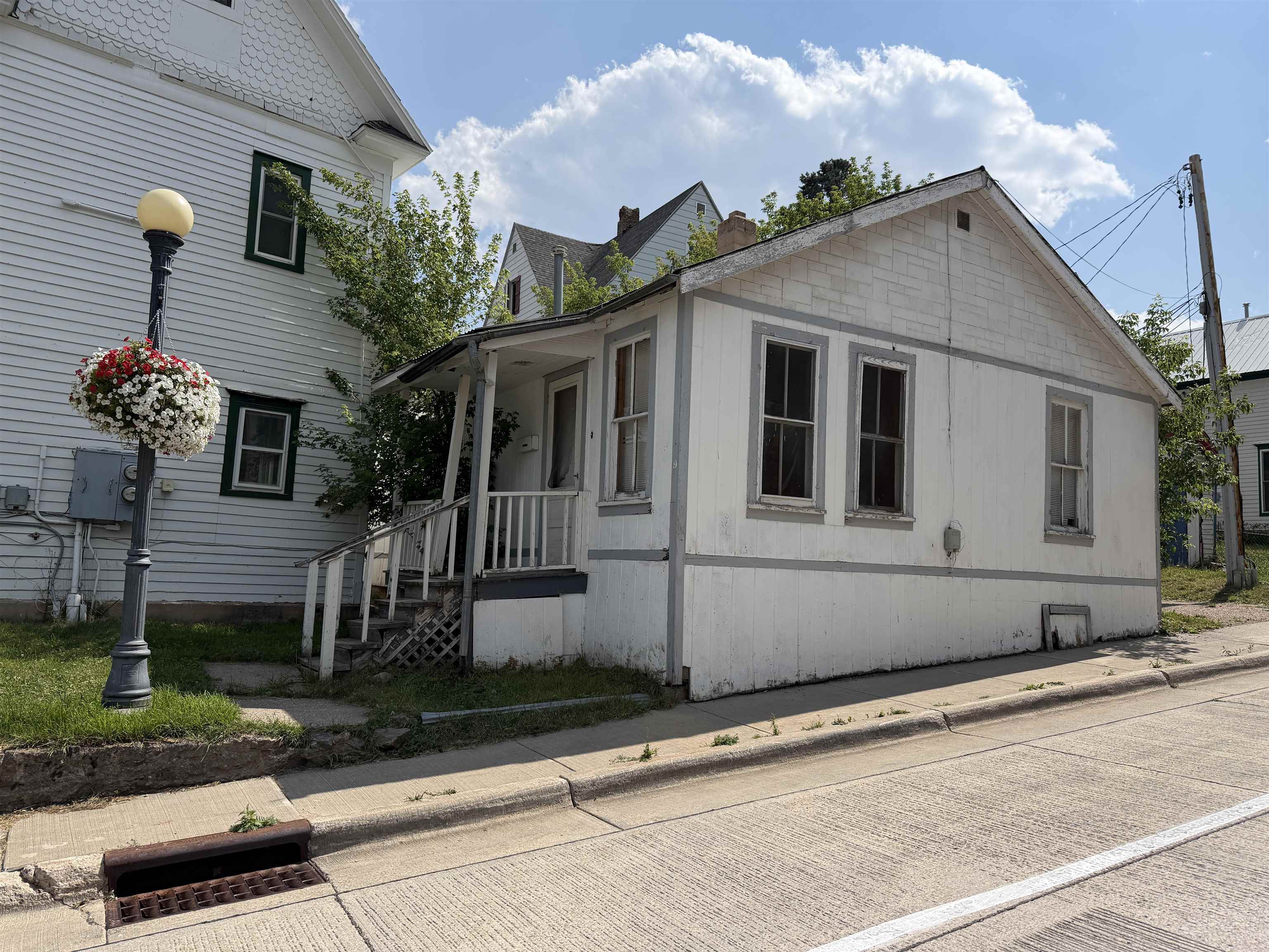 9 Baltimore Street Property Photo 1