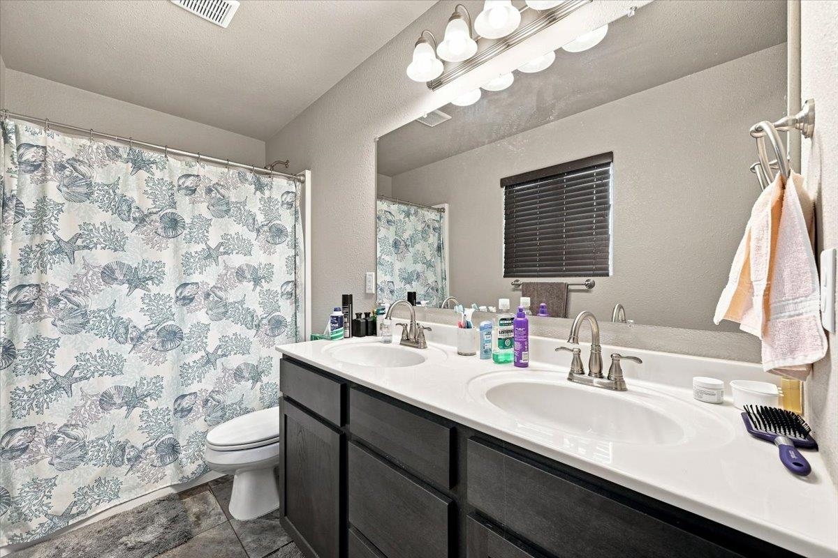 2681 Meadows Drive Property Photo 13