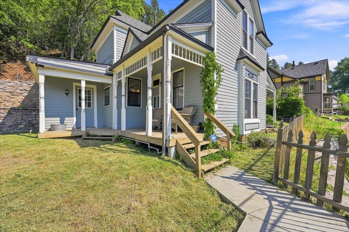 91 Forest Avenue Property Photo 1