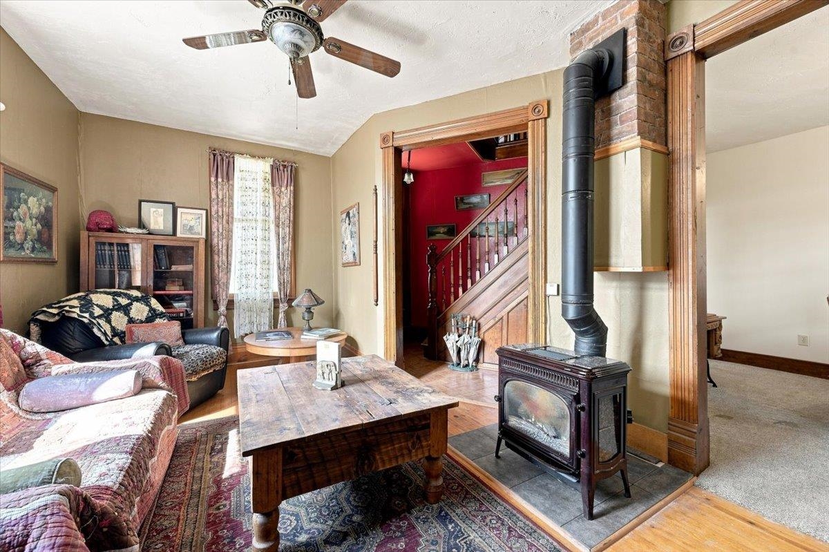 91 Forest Avenue Property Photo 9
