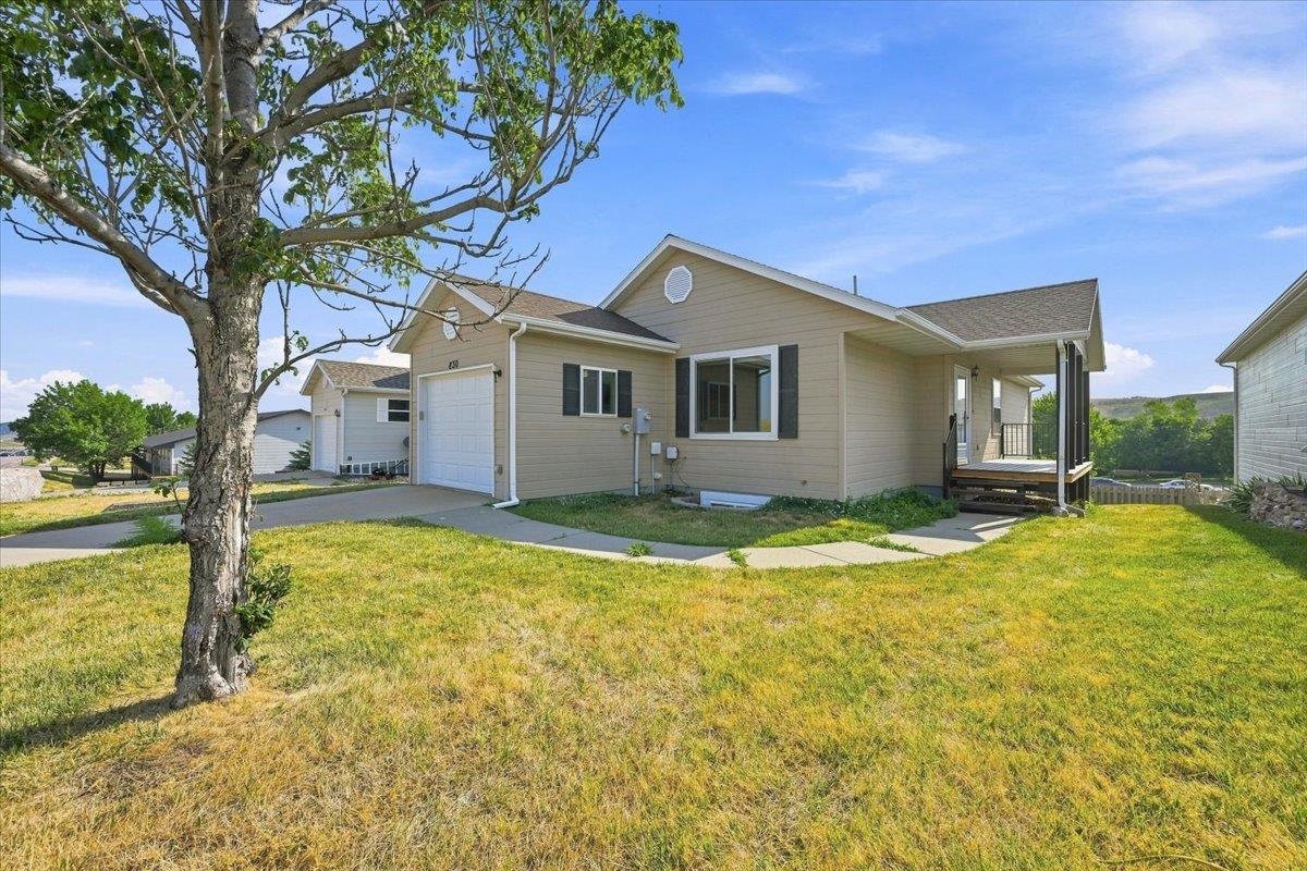 830 Heritage Drive Property Photo 1