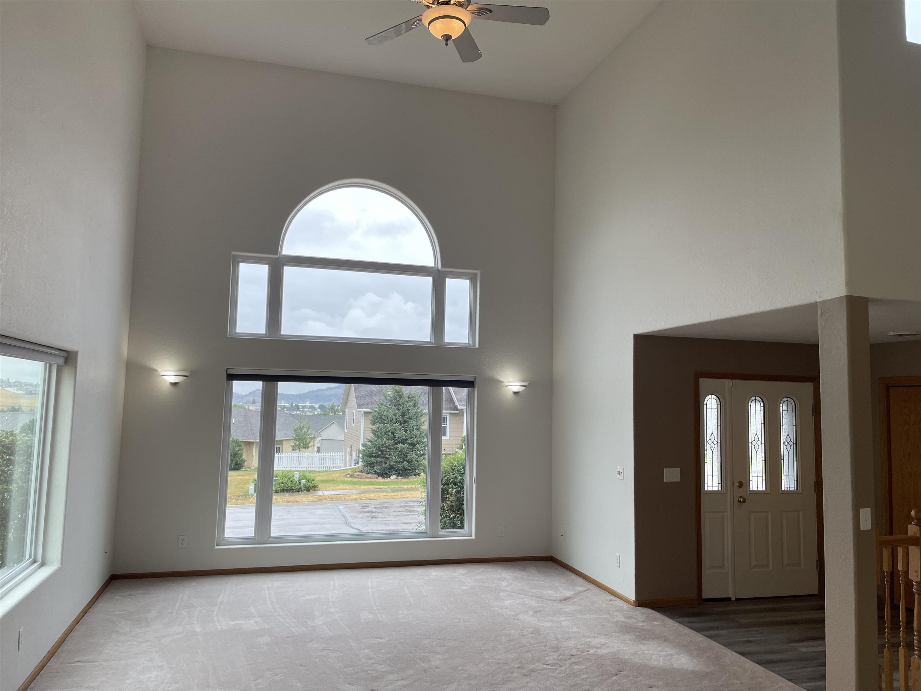 633 Maple Drive Property Photo 1