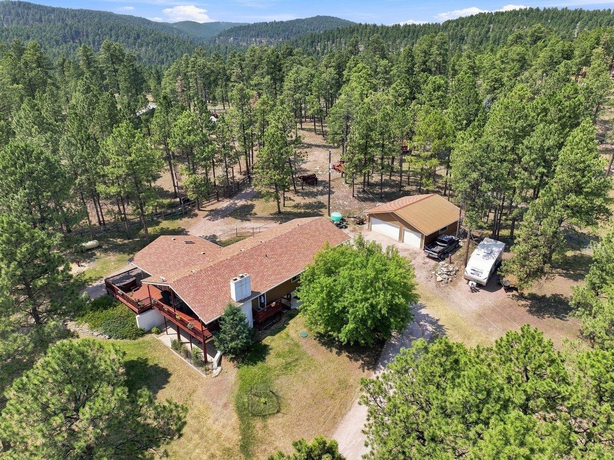 1055 Ridgeland Loop Property Photo 3