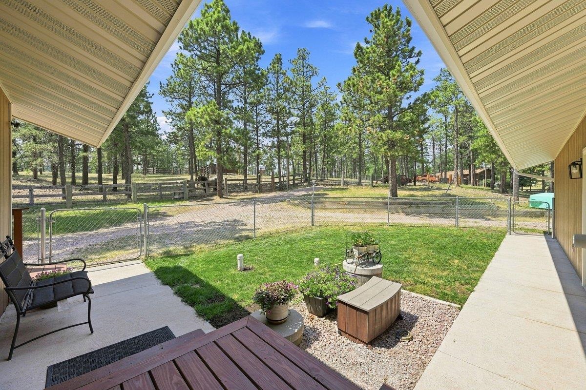 1055 Ridgeland Loop Property Photo 28