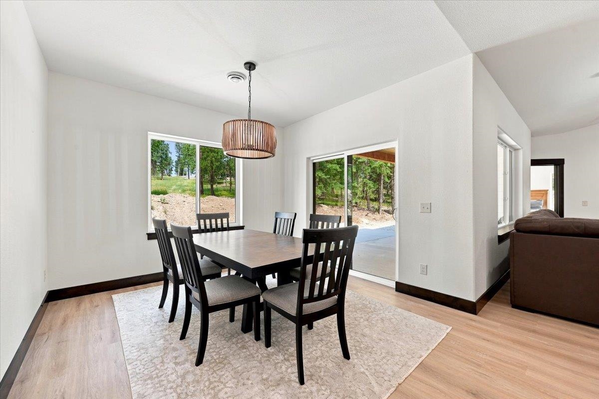 11267 Westwind Ct. Property Photo 9