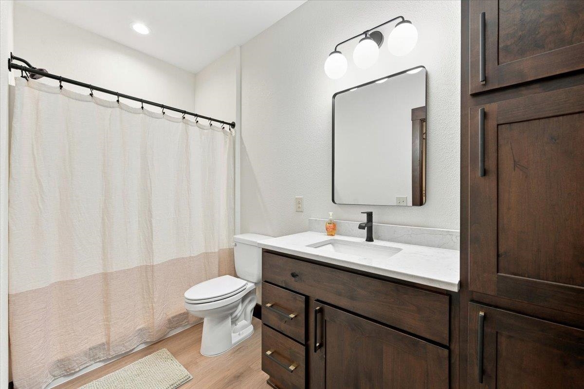 11267 Westwind Ct. Property Photo 16