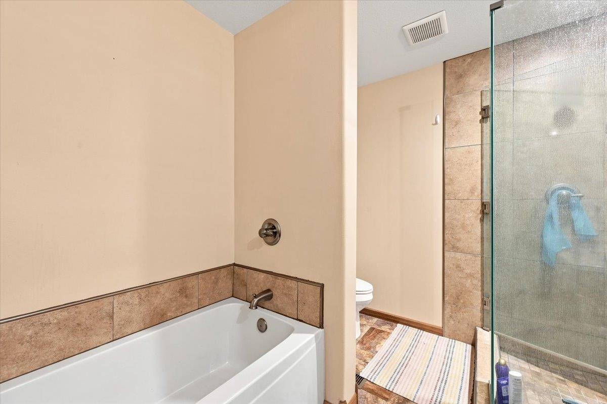 7714 Duke Parkway Property Photo 12