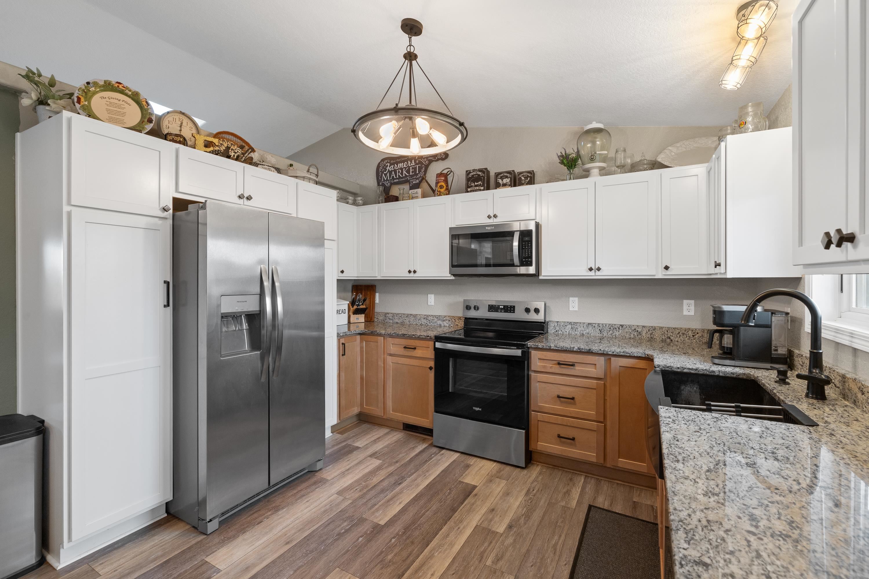 215 5th Street Property Photo 8