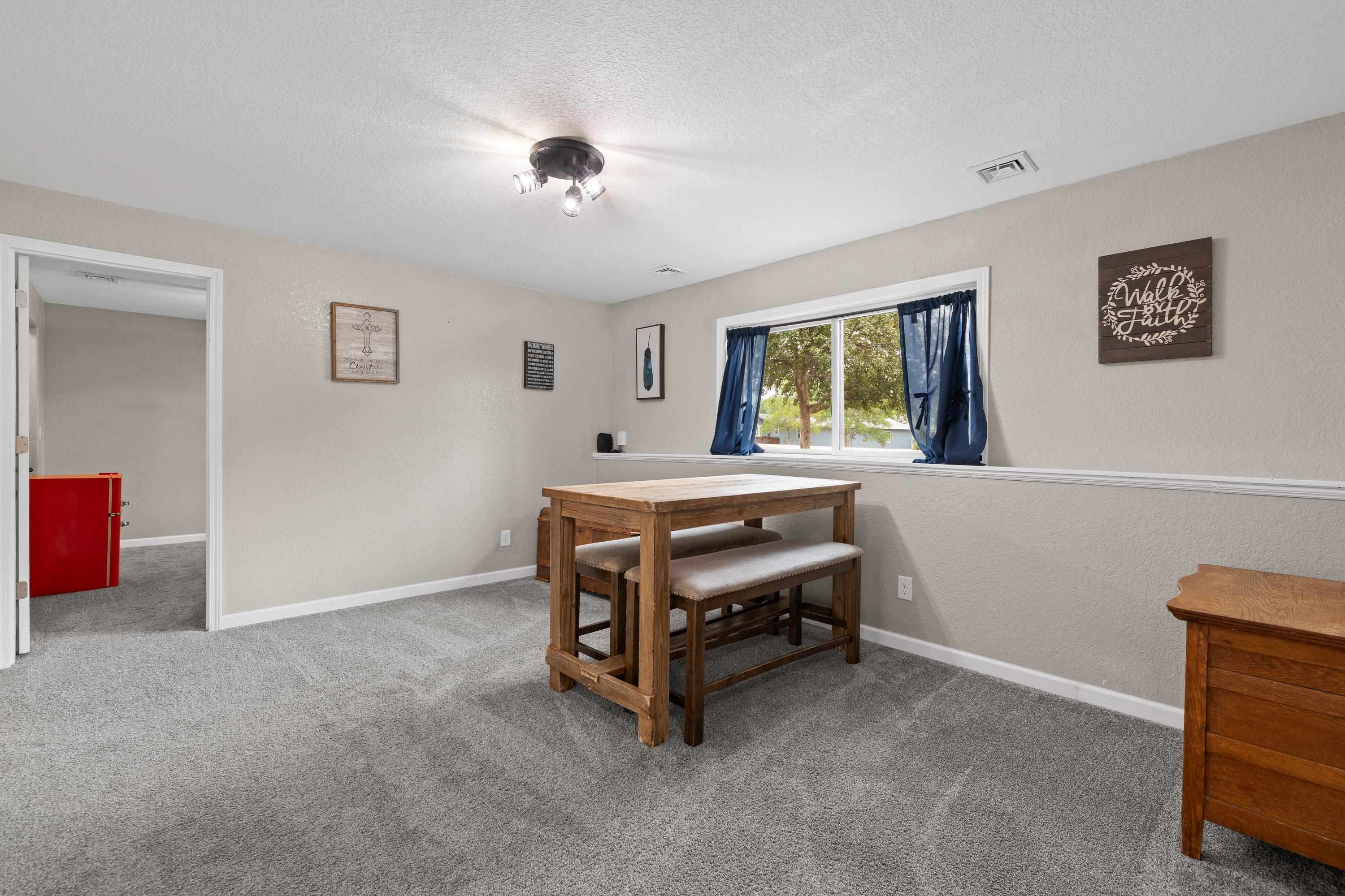 215 5th Street Property Photo 16
