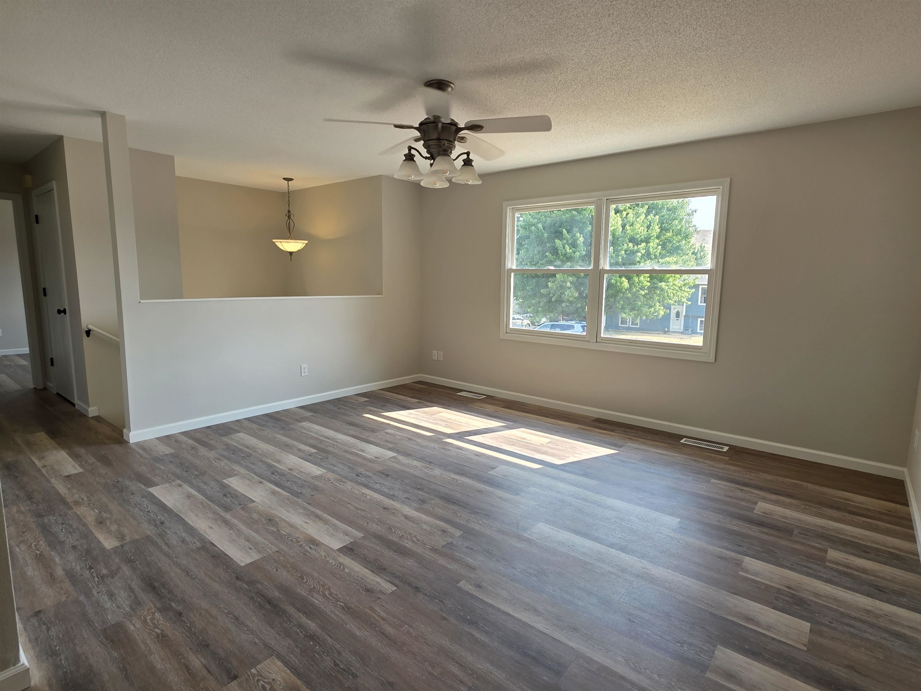 815 S 32nd Street Property Photo 3