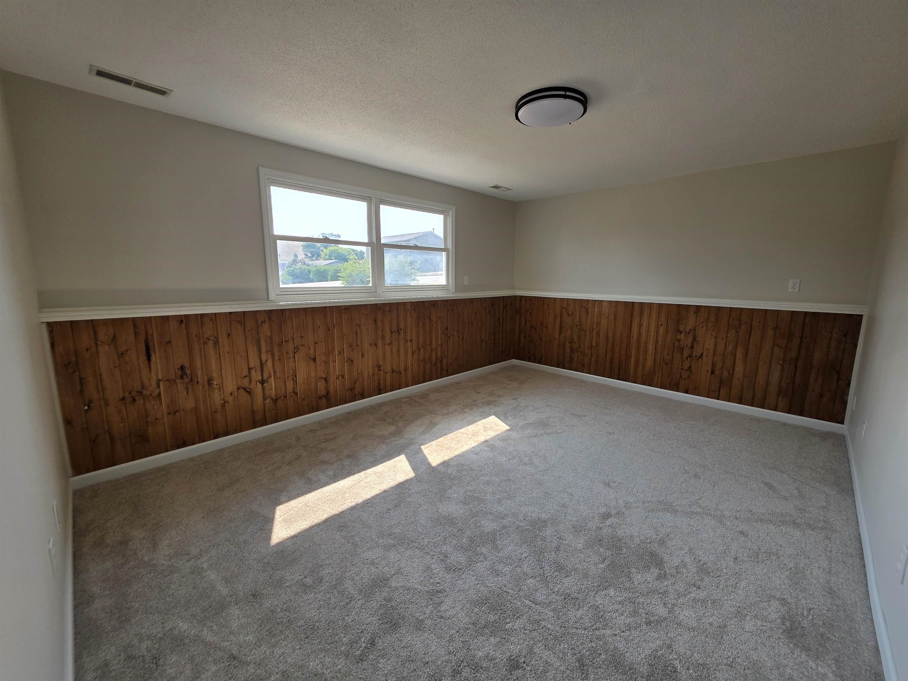 815 S 32nd Street Property Photo 11