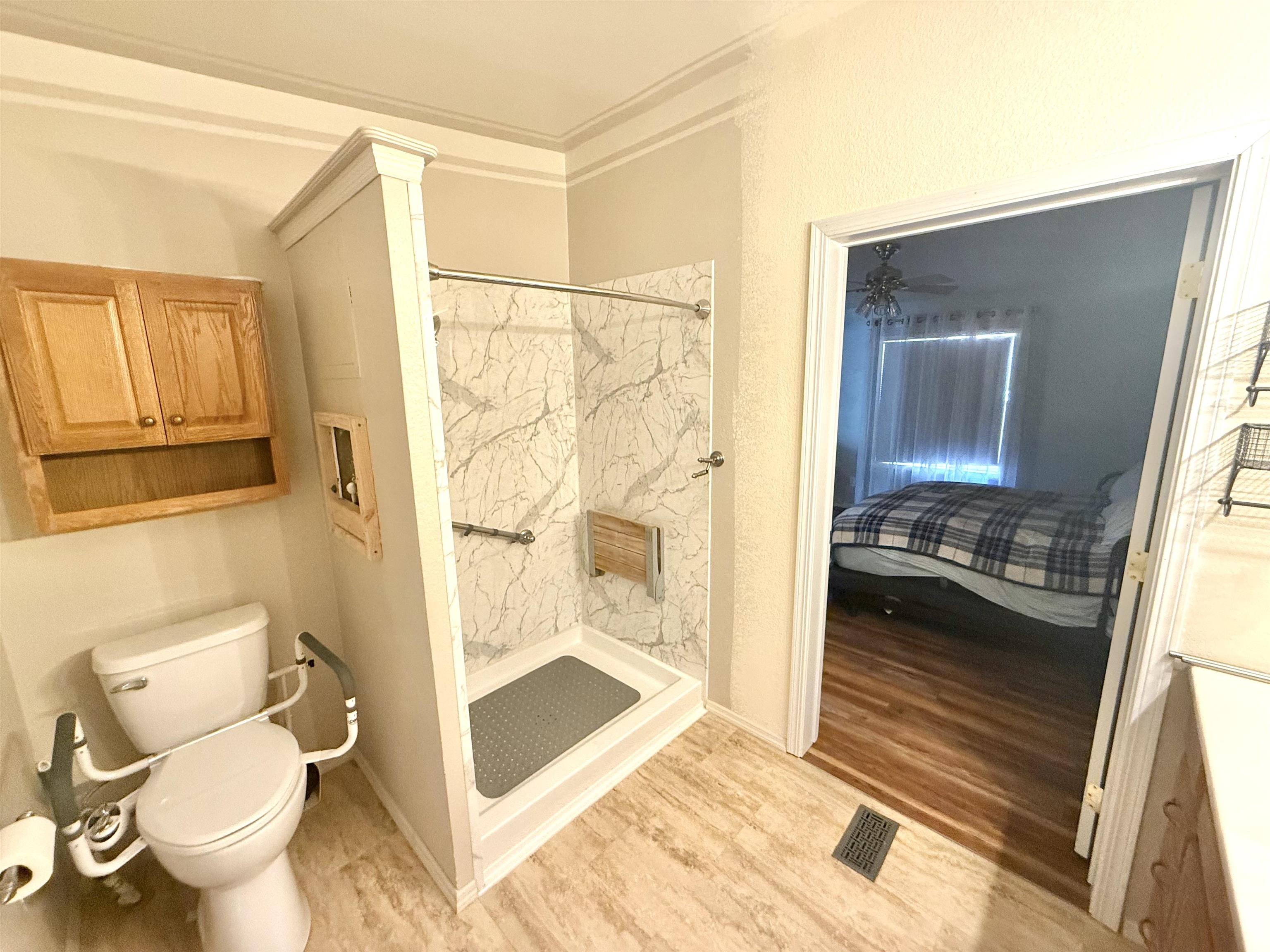 12237 Weaver Drive Property Photo 12