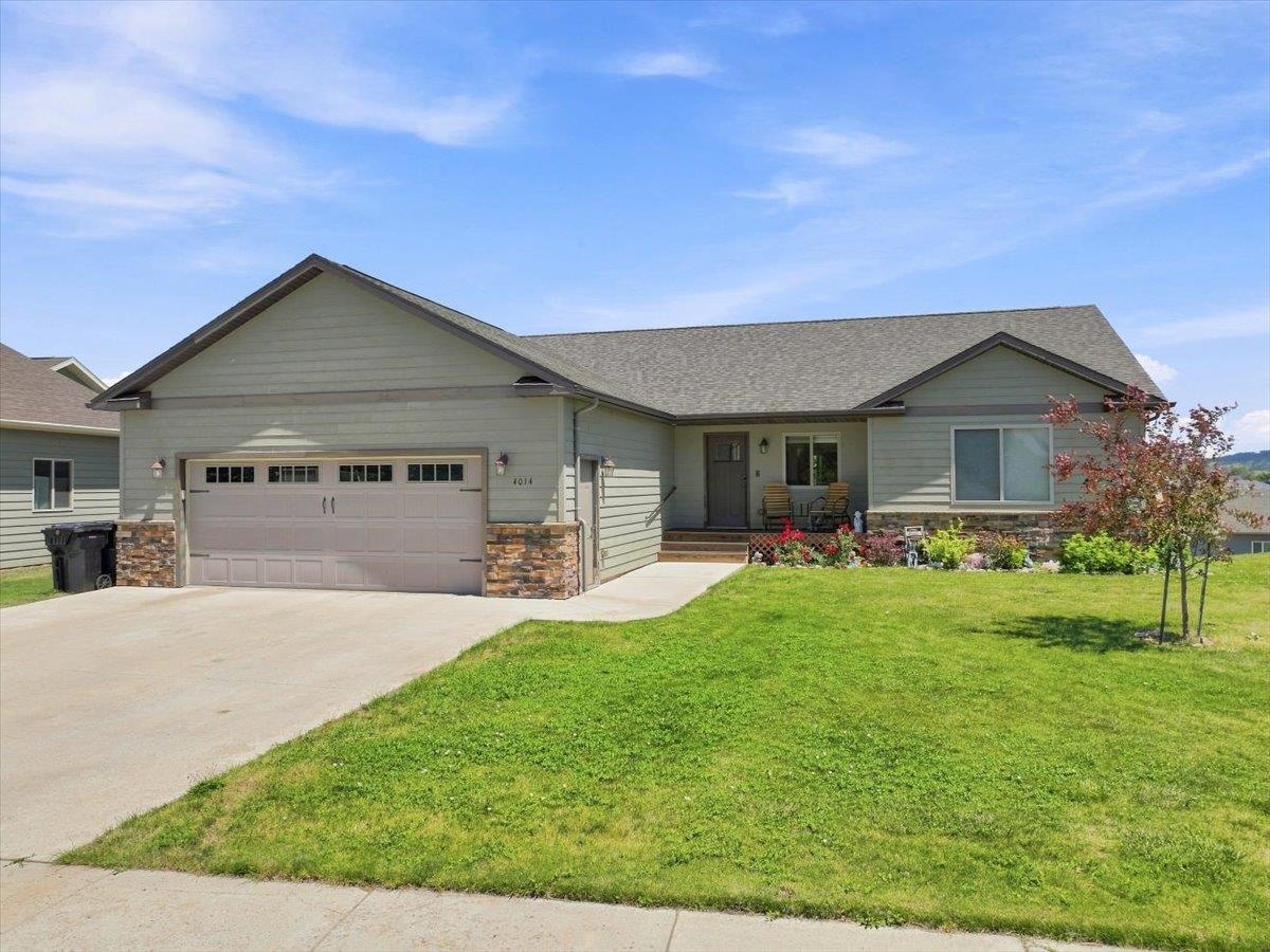 4014 Ward Avenue Property Photo 1