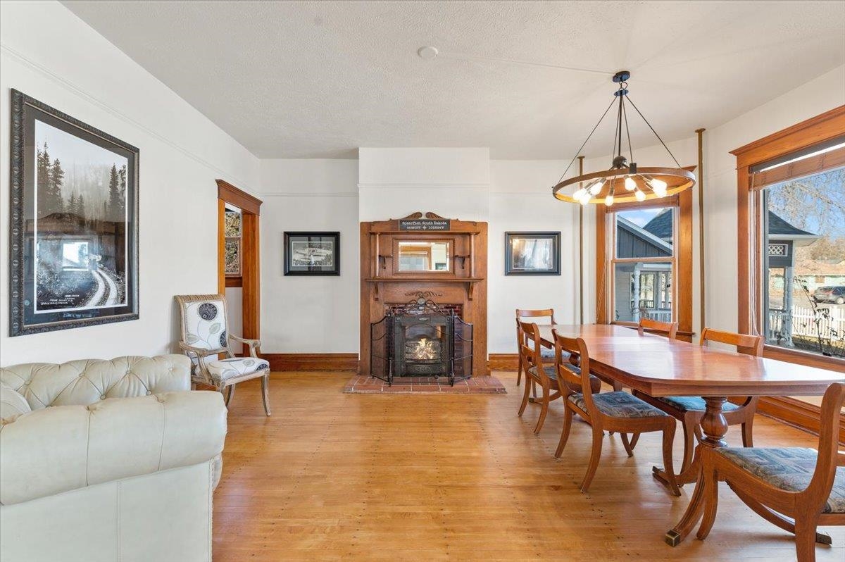 735 8th Street Property Photo 14