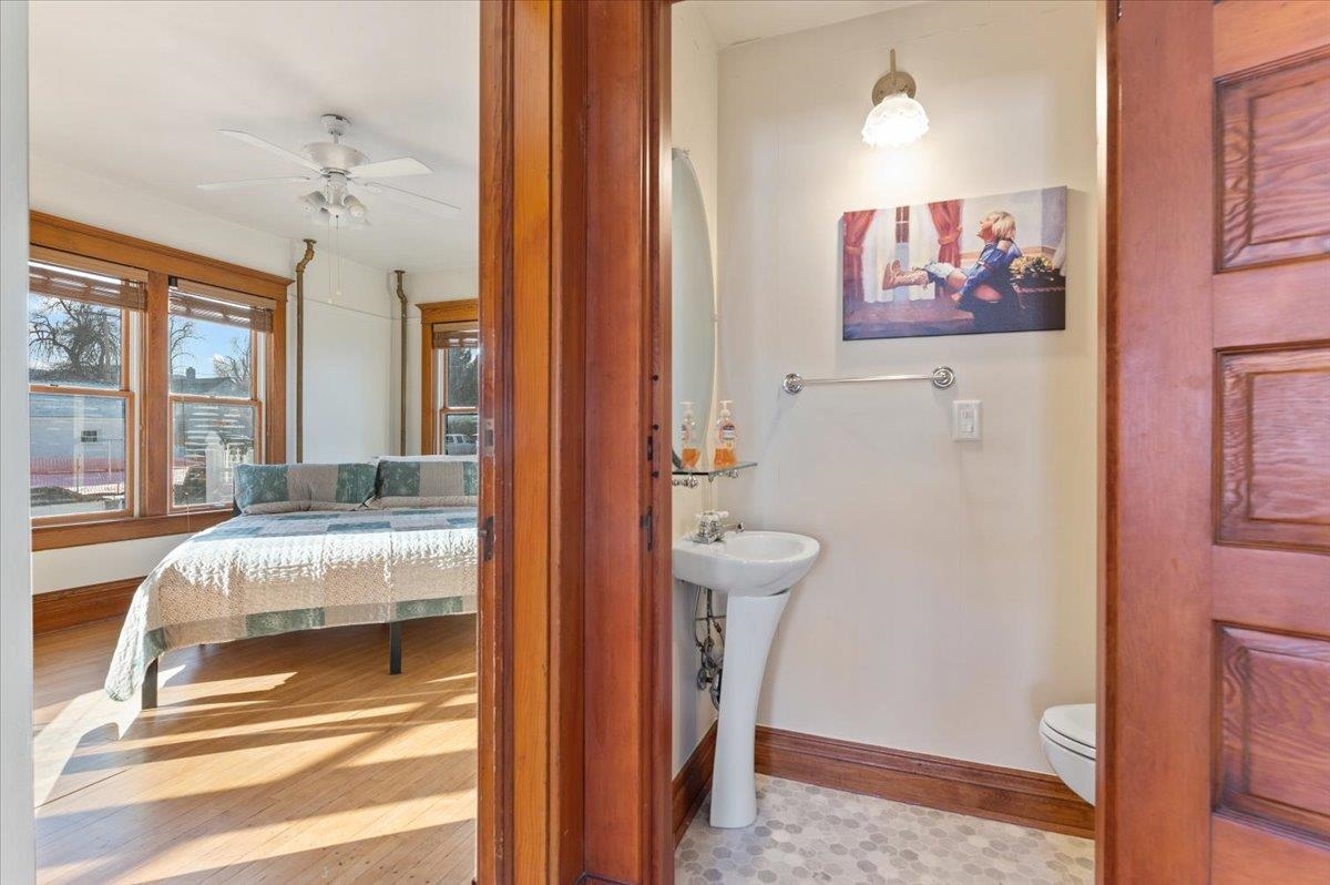 735 8th Street Property Photo 19