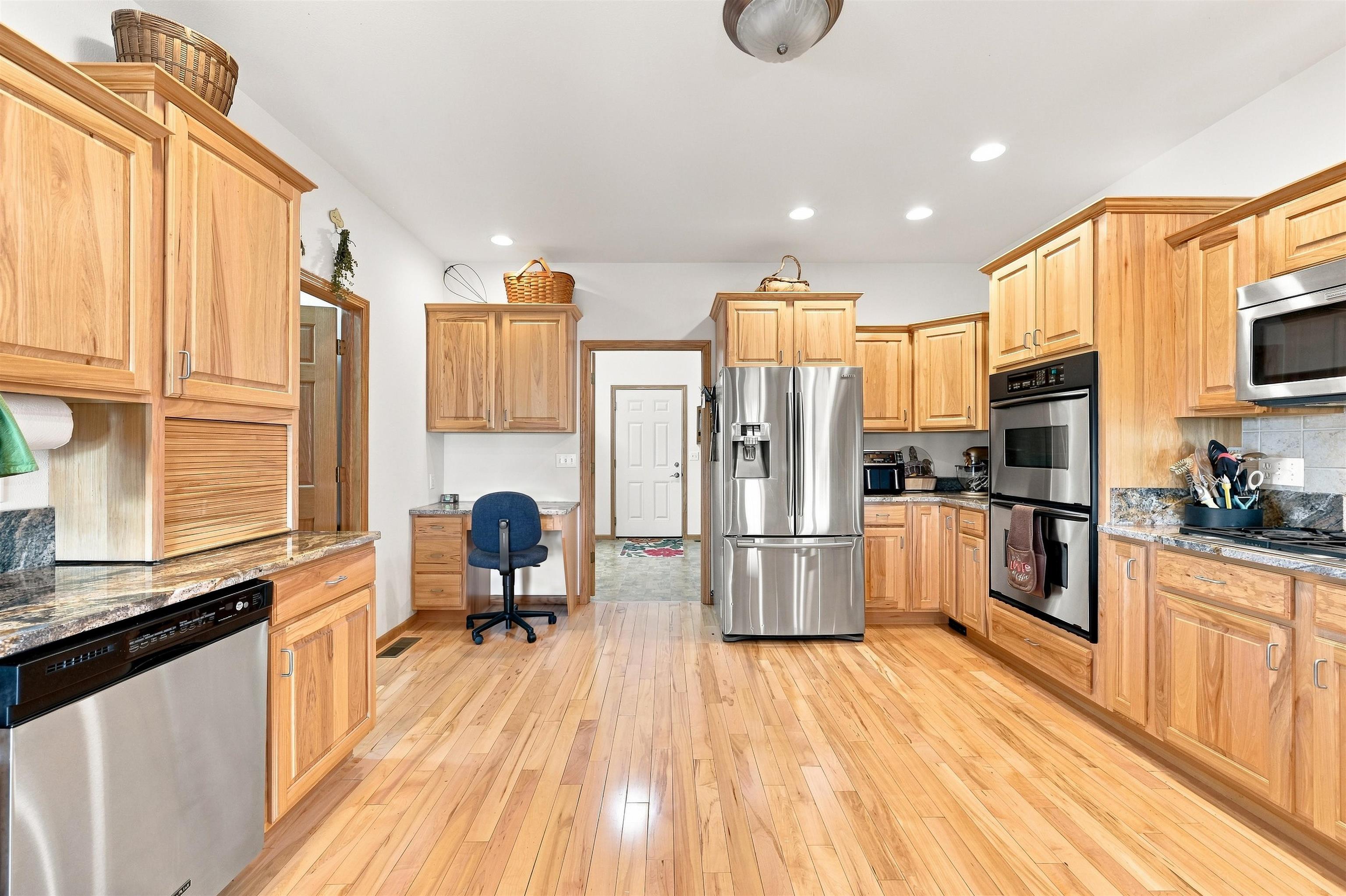2515 Lookout Mountain Road Property Photo 4