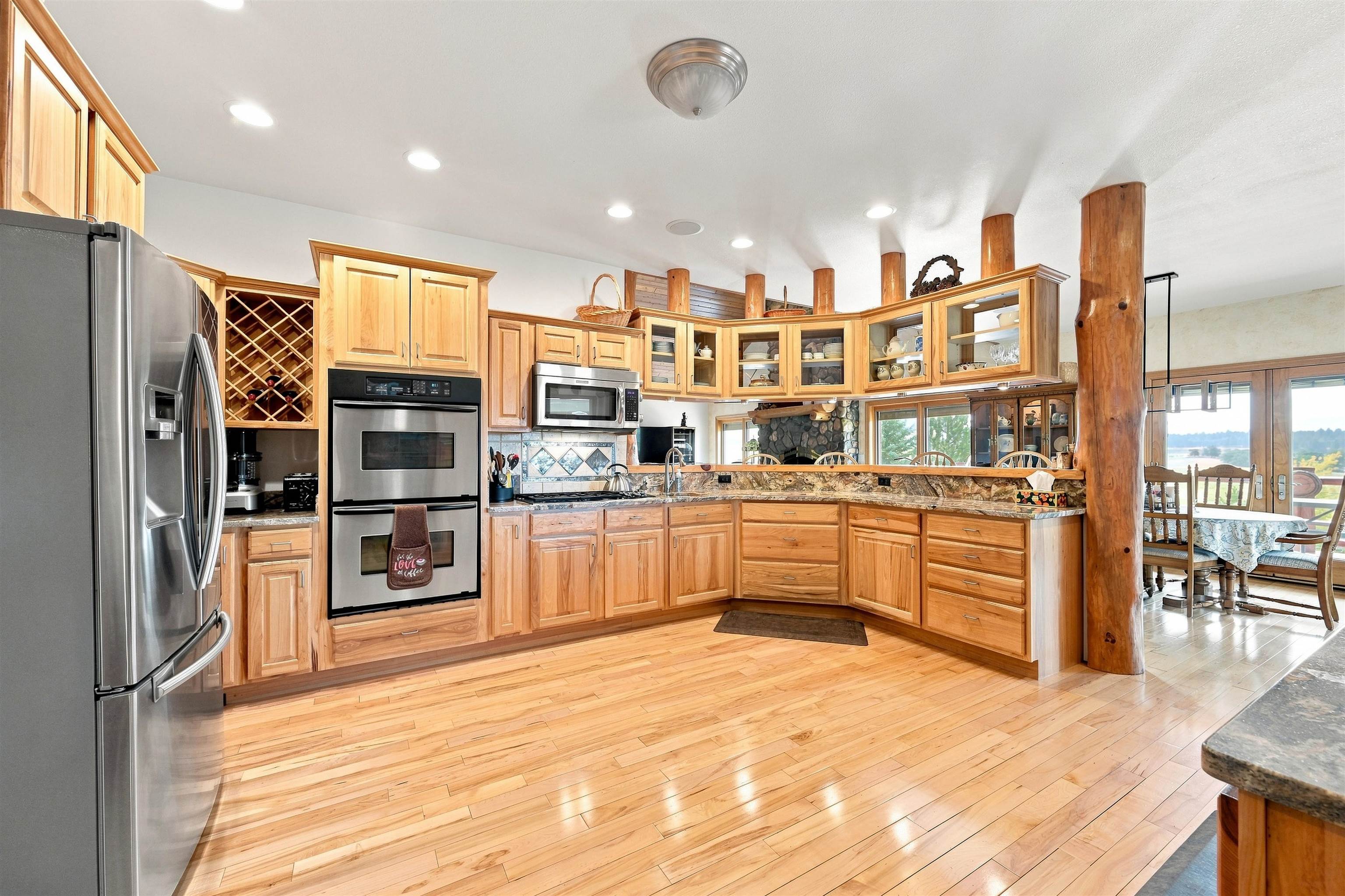 2515 Lookout Mountain Road Property Photo 6