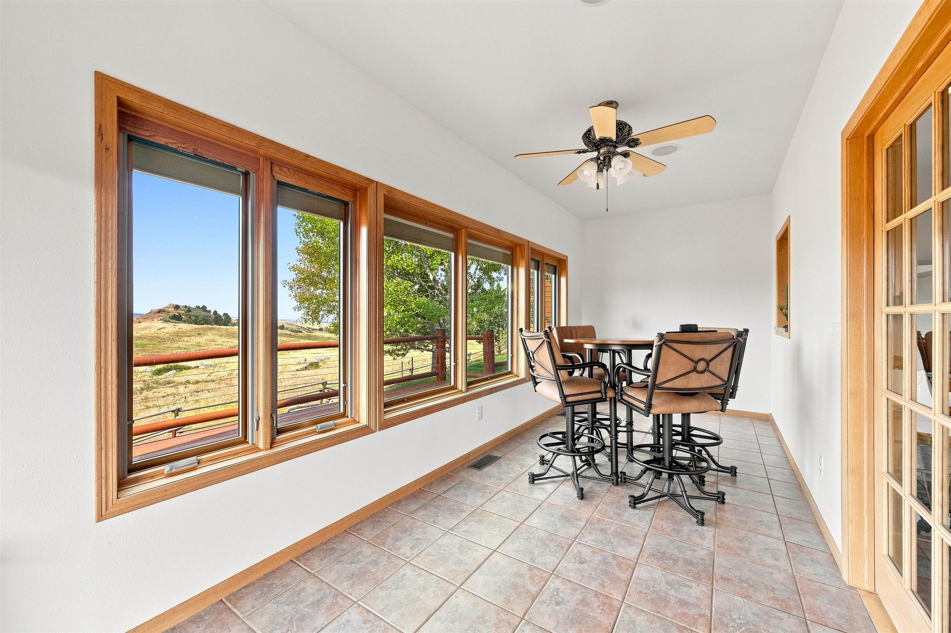 2515 Lookout Mountain Road Property Photo 7