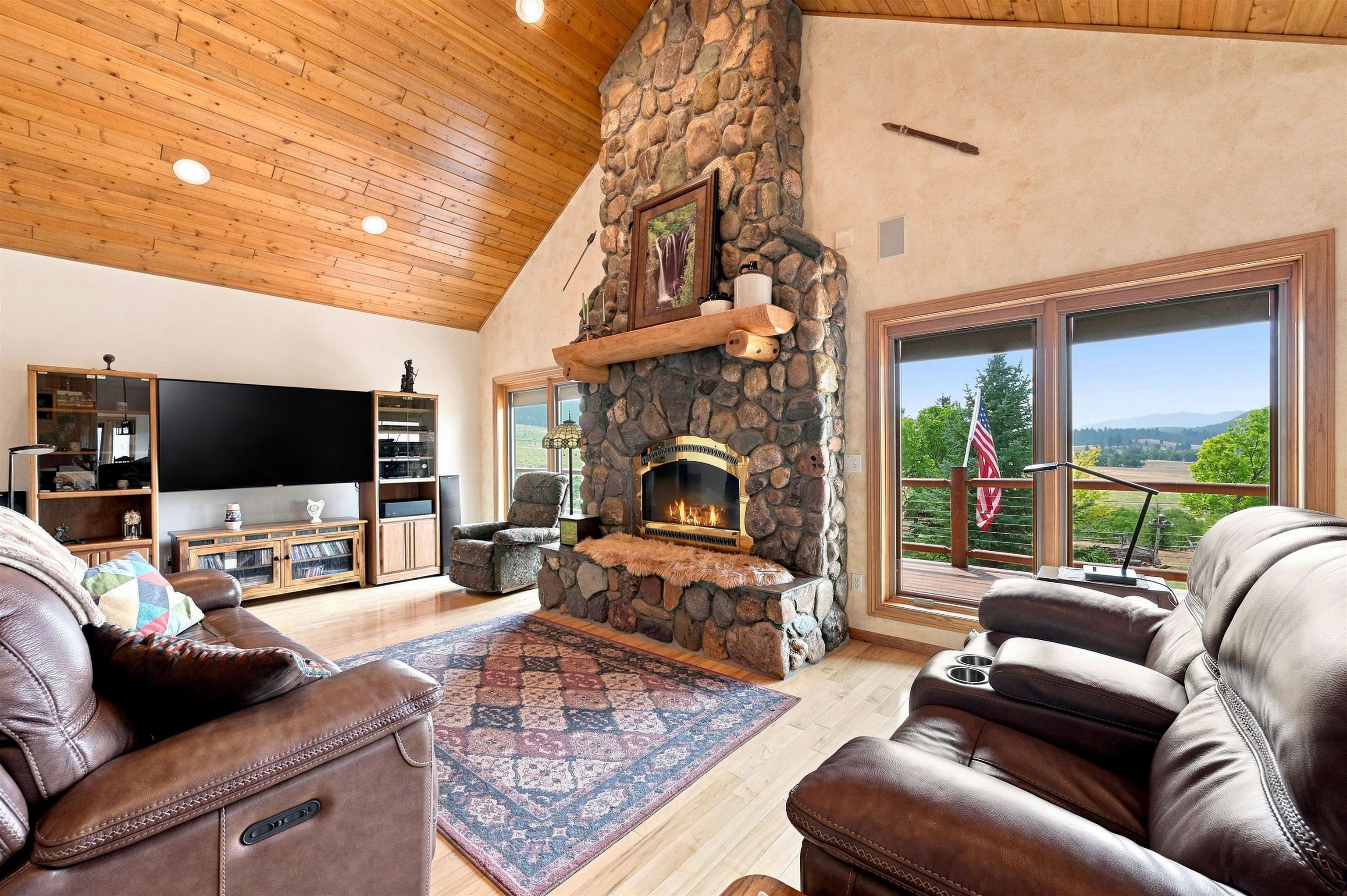 2515 Lookout Mountain Road Property Photo 10