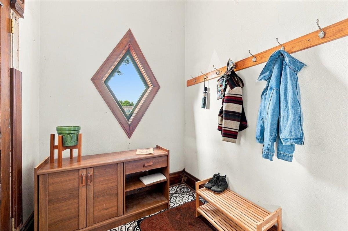514 3rd Avenue Property Photo 4