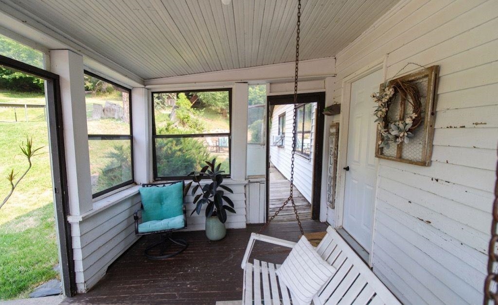 622 E Main Street Property Photo 8