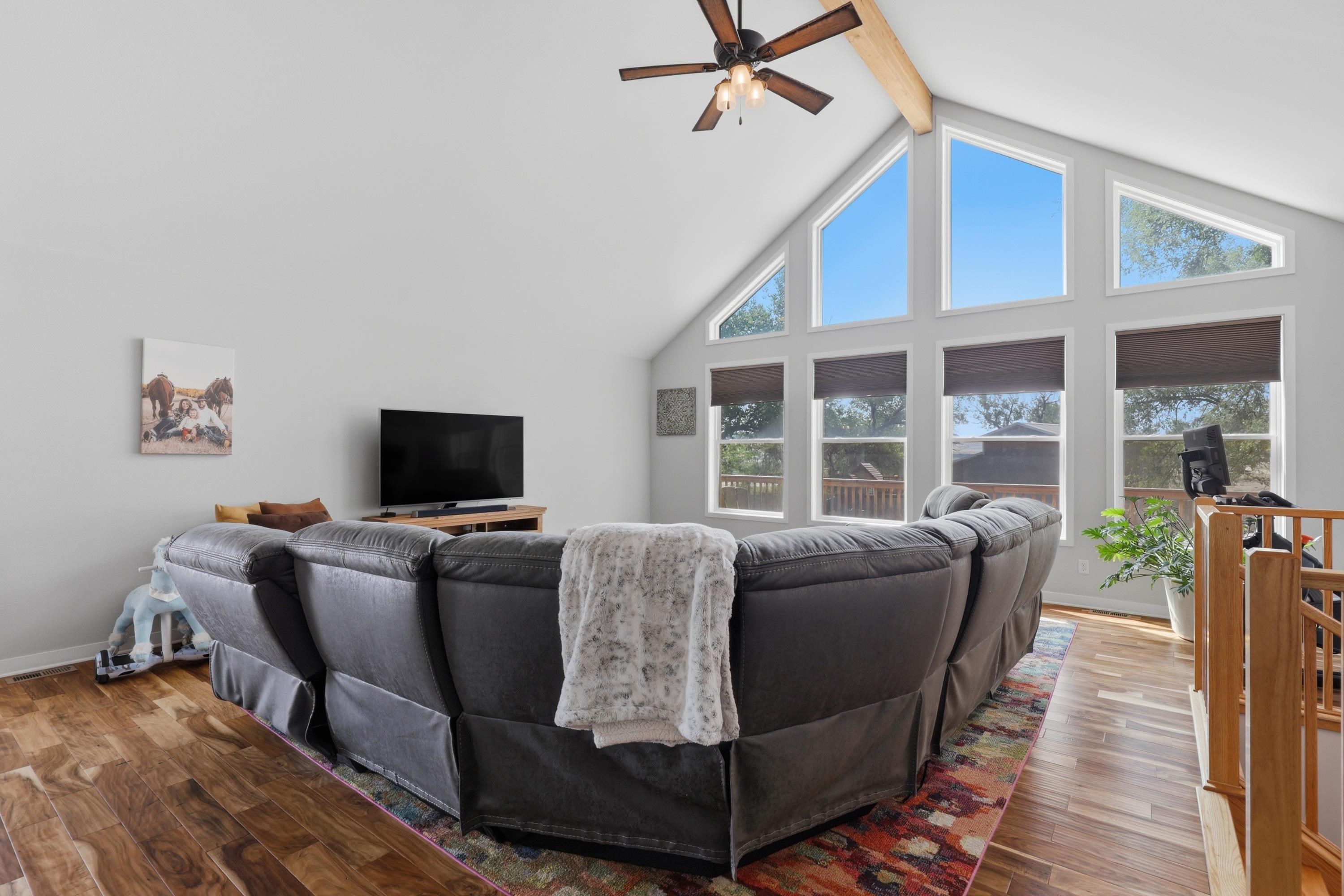 1003 3rd Avenue Property Photo 27