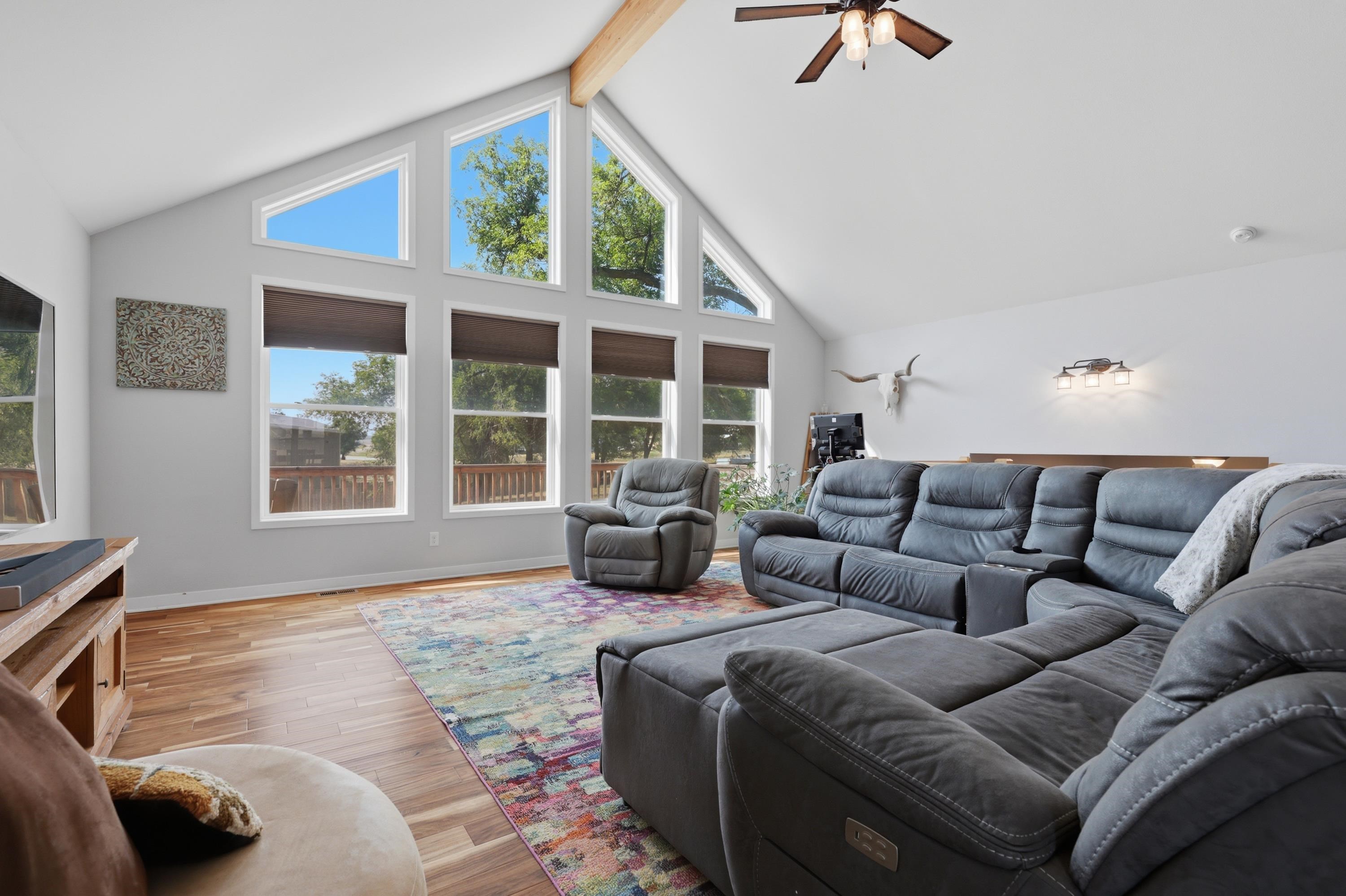 1003 3rd Avenue Property Photo 28