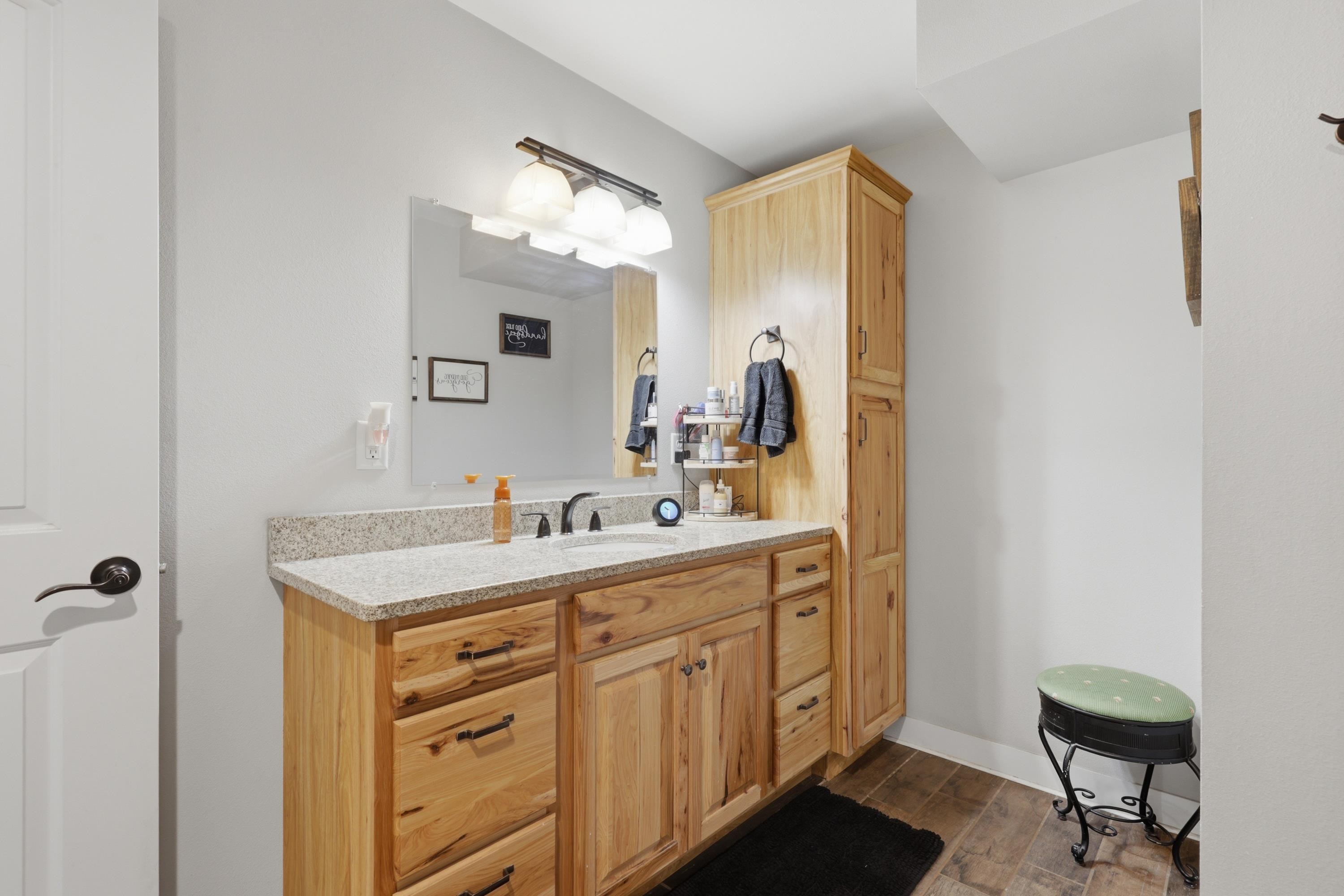 1003 3rd Avenue Property Photo 44