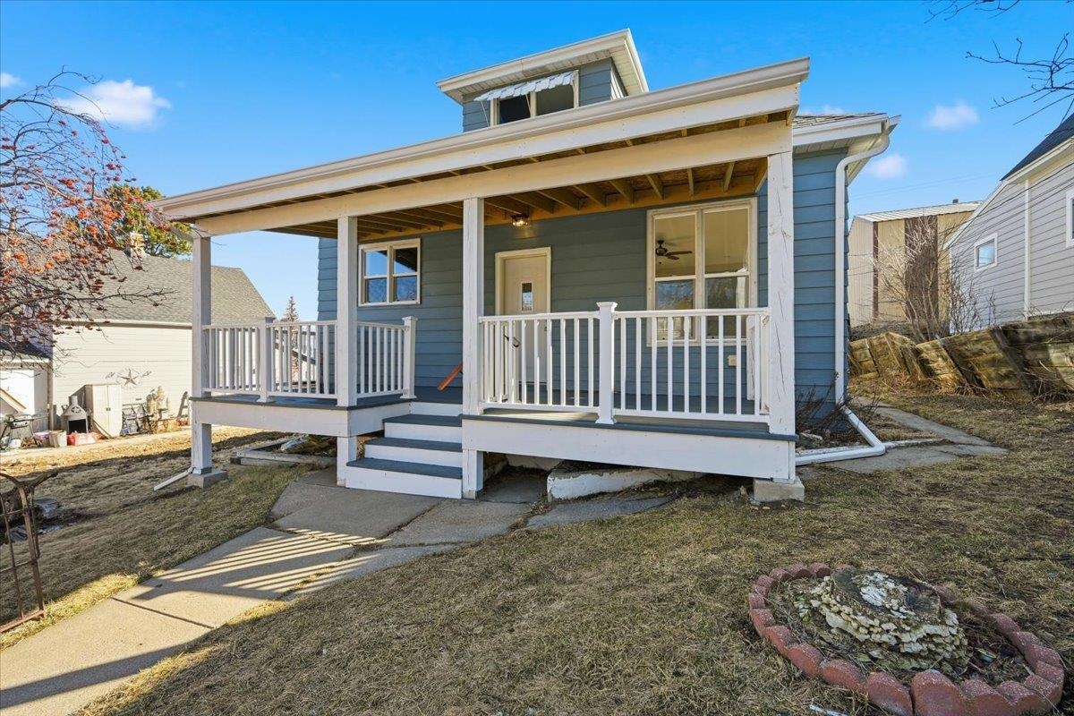8 Parkdale Avenue Property Photo 1