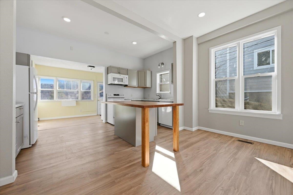 8 Parkdale Avenue Property Photo 6