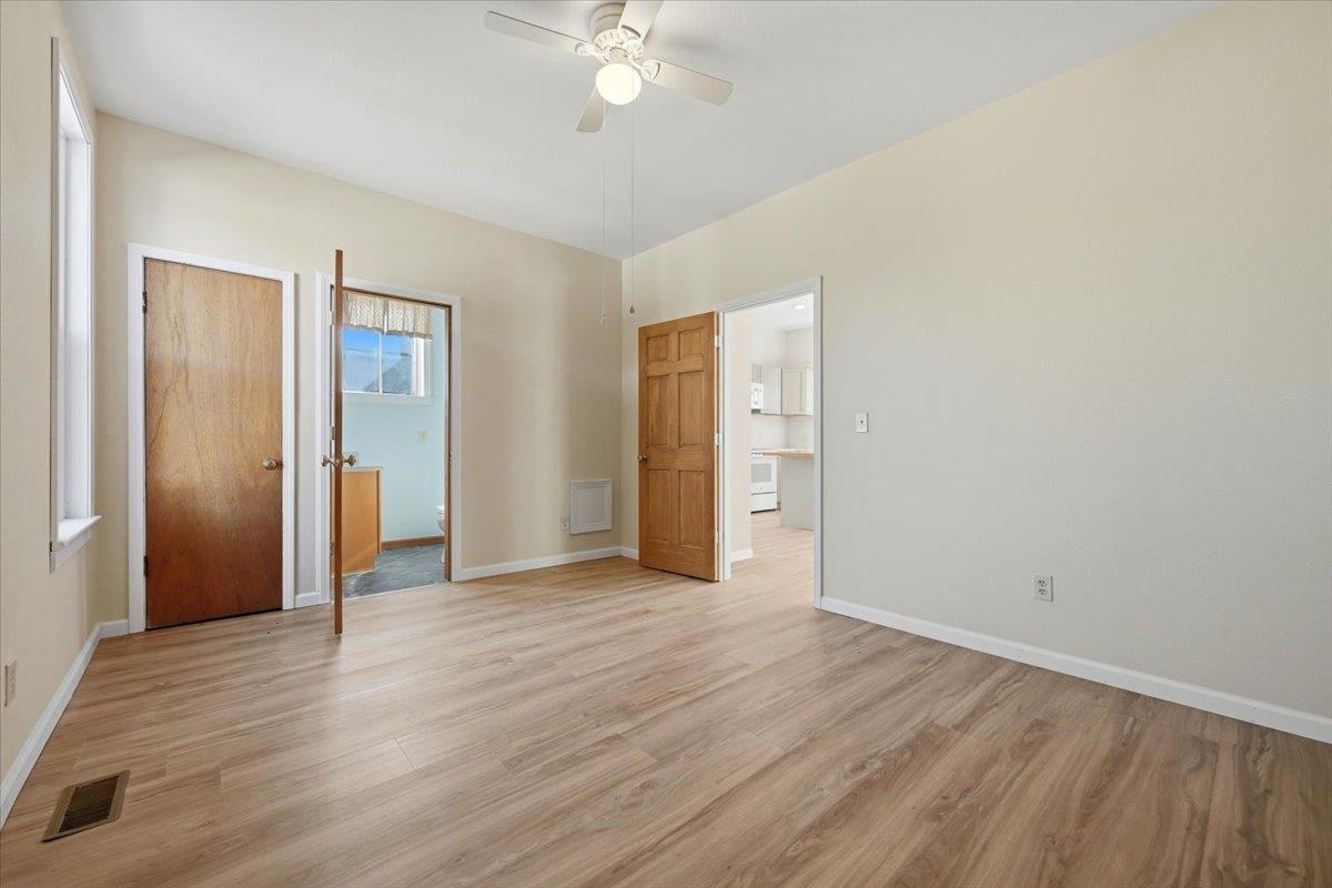 8 Parkdale Avenue Property Photo 11