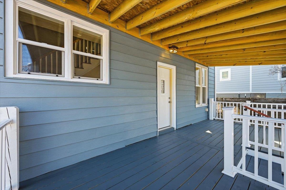 8 Parkdale Avenue Property Photo 22