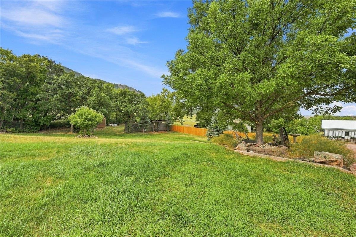 420 E Alden Street Property Photo 12