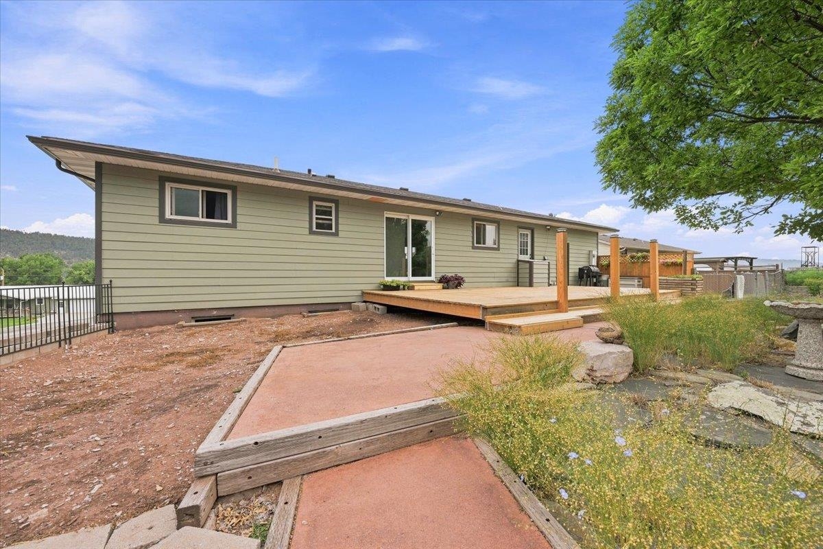 420 E Alden Street Property Photo 25