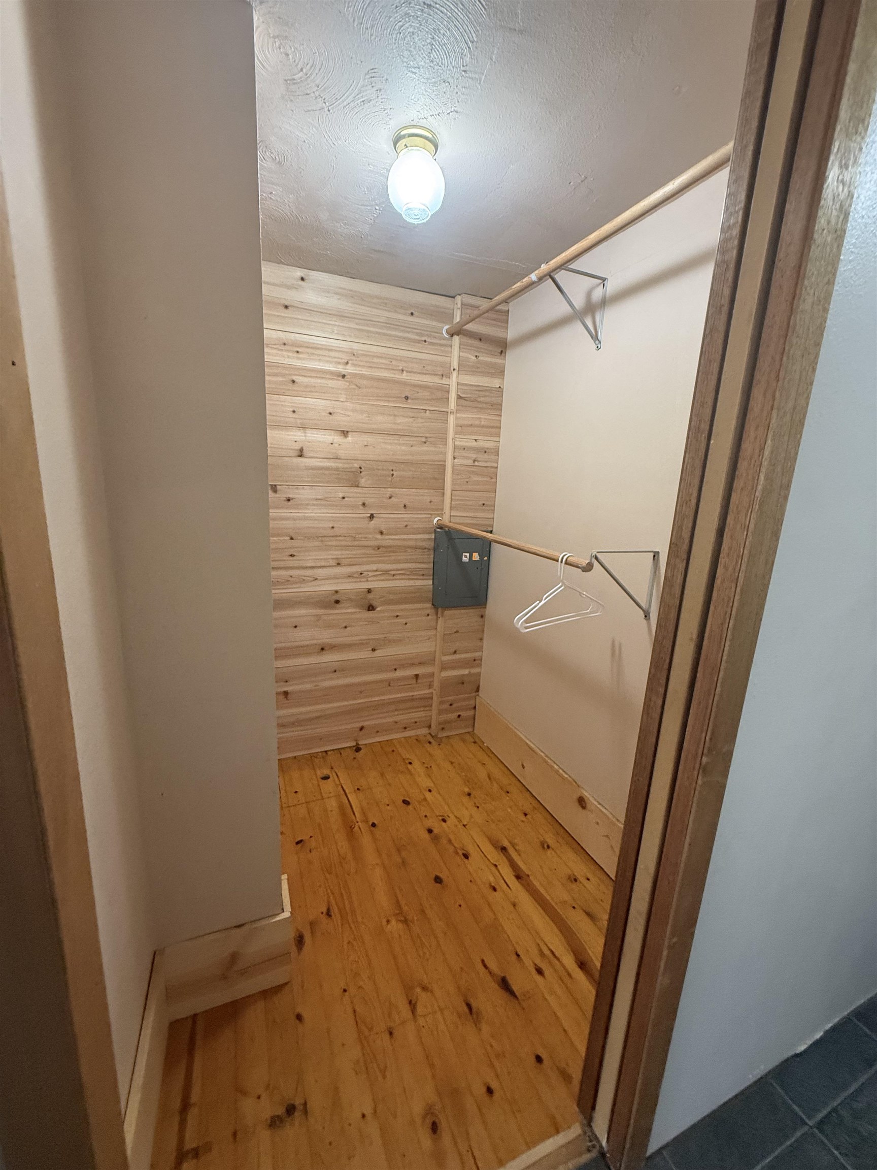 402 4th Avenue Property Photo 18