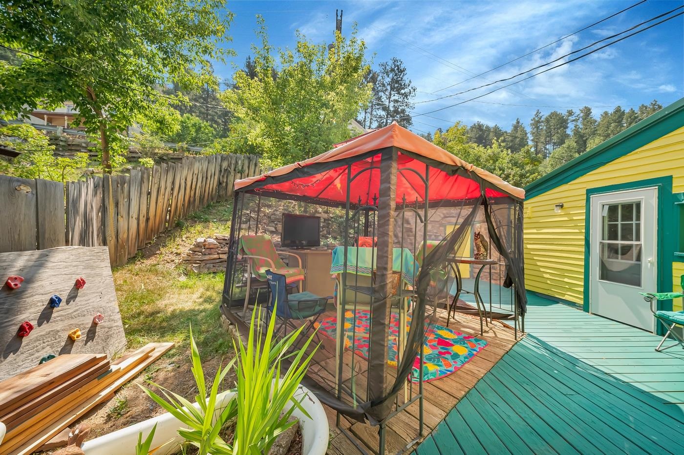 18 Jefferson Street Property Photo 3
