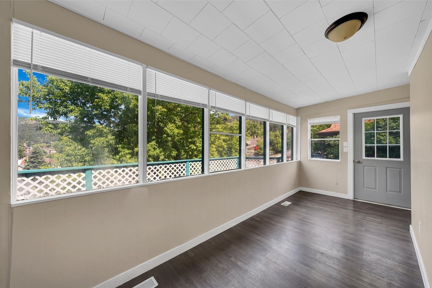 18 Jefferson Street Property Photo 20