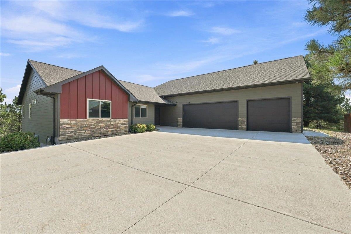 1532 Tablerock Road Property Photo 1