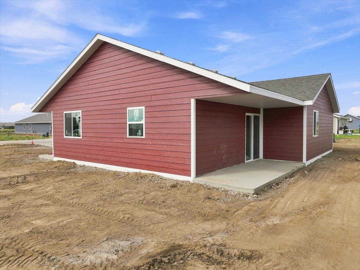 10894 Eagle Court Property Photo 2