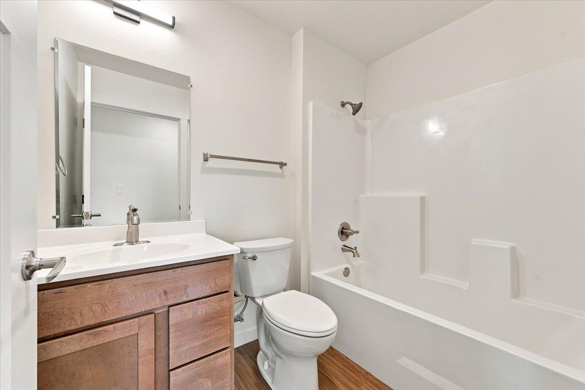 10894 Eagle Court Property Photo 8