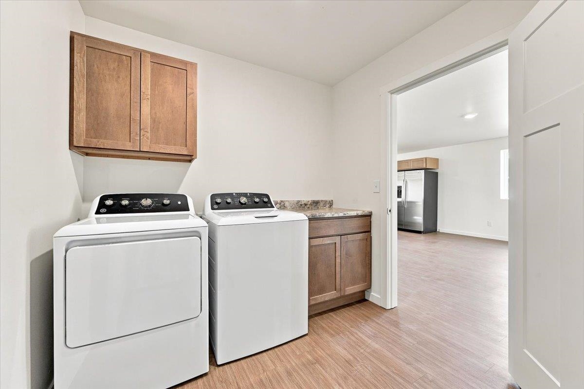 10894 Eagle Court Property Photo 9